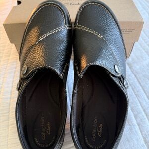 Clarks Women’s Black Leather Loafers